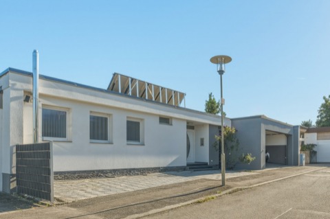 Straßenansicht