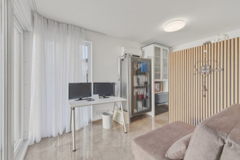 Arbeitszimmer